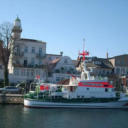 Stromtiefe, Direkt Am Alten Strom Rostock